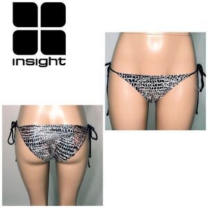 Insight gater pink bikini bottoms. NWOT